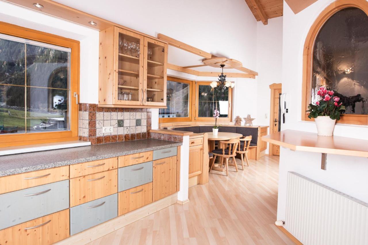 Apart&Chalet Chiara Neustift im Stubaital Eksteriør billede